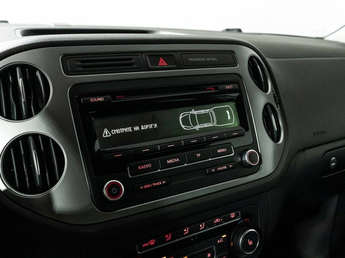 Фольксваген Тигуан б/у, 2015, Механическая. Фото: #15