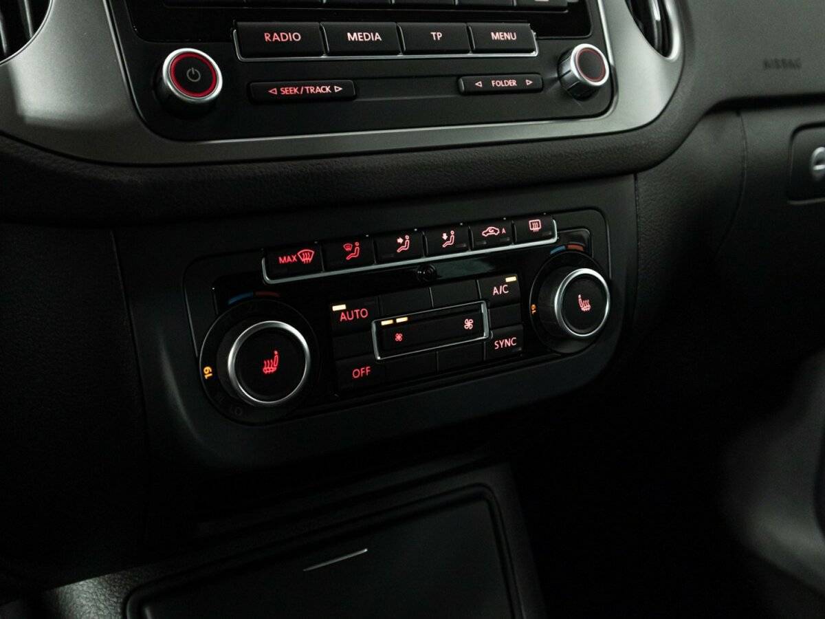 Фольксваген Тигуан б/у, 2015, Механическая. Фото: #16