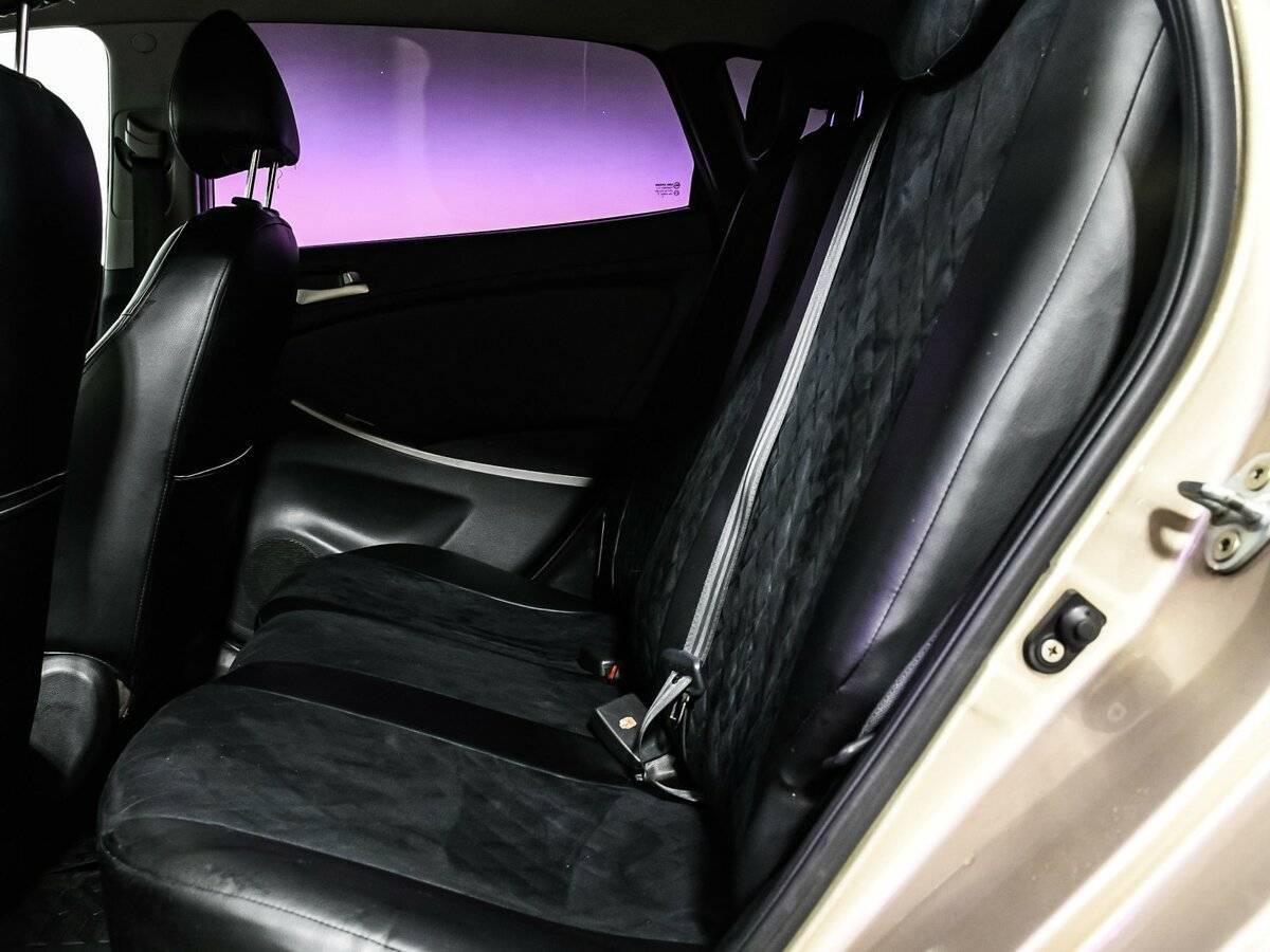 Hyundai Solaris б/у, 2012, Автоматическая. Фото: #11