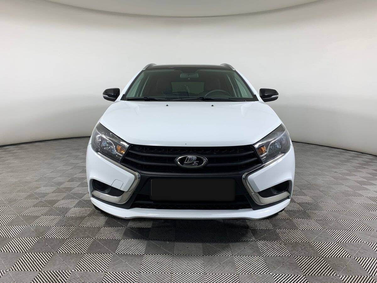 Lada (ВАЗ) Vesta б/у, 2021, Механическая. Фото: #1