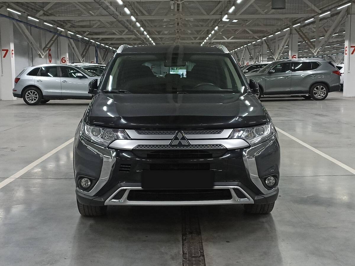 Mitsubishi Outlander б/у, 2020, Вариатор. Фото: #1