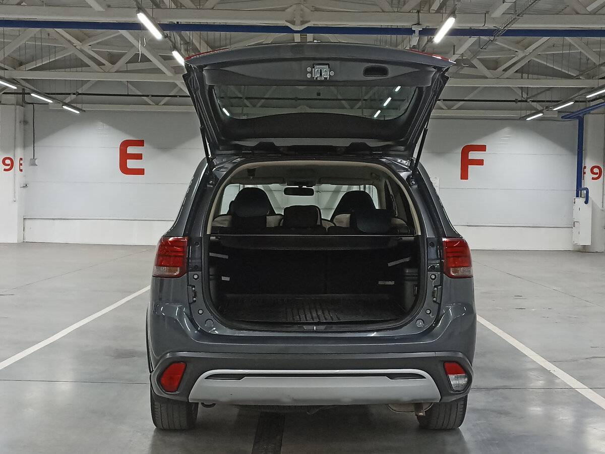 Mitsubishi Outlander б/у, 2020, Вариатор. Фото: #9