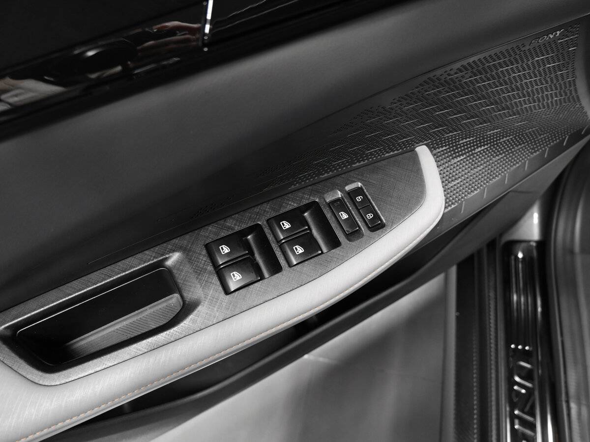 Changan UNI-V б/у, 2023, Роботизированная. Фото: #25