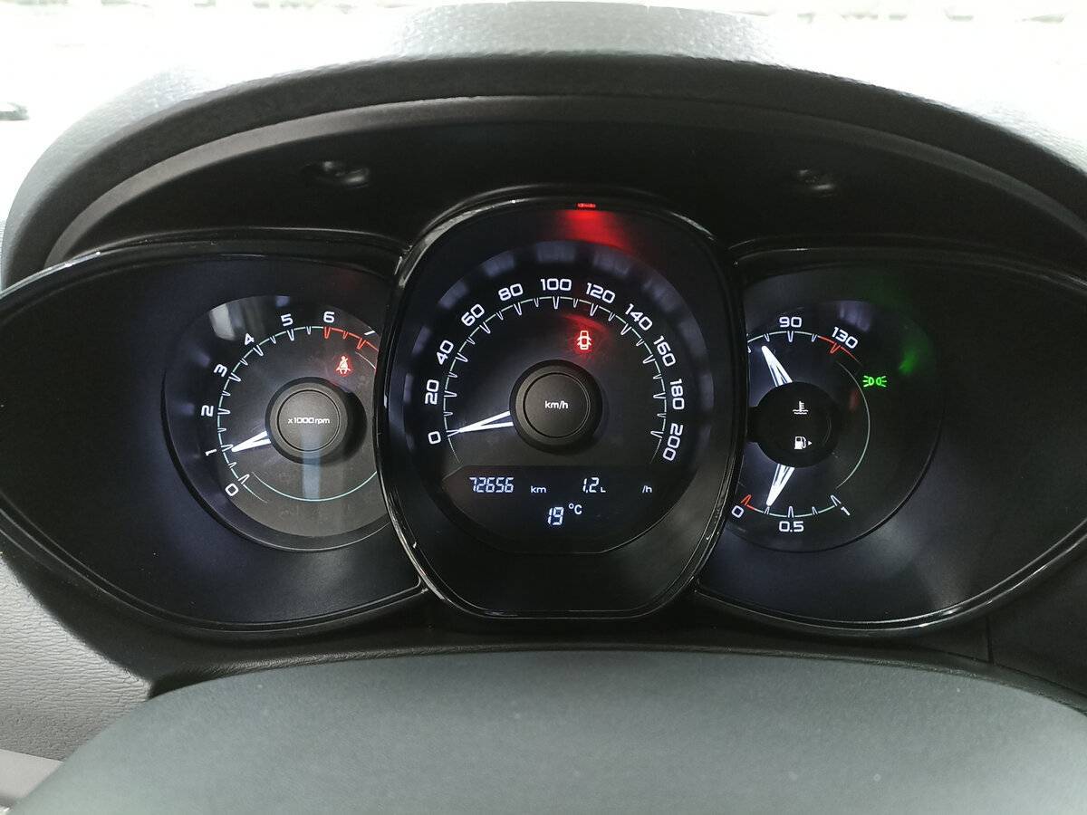 Lada (ВАЗ) Vesta б/у, 2016, Механическая. Фото: #12