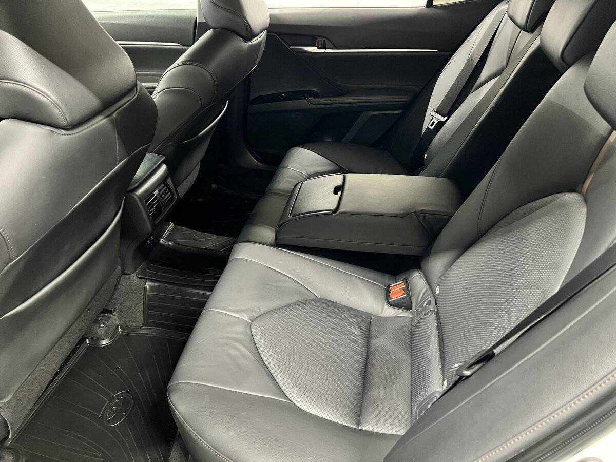 Toyota Camry б/у, 2018, Автоматическая. Фото: #11