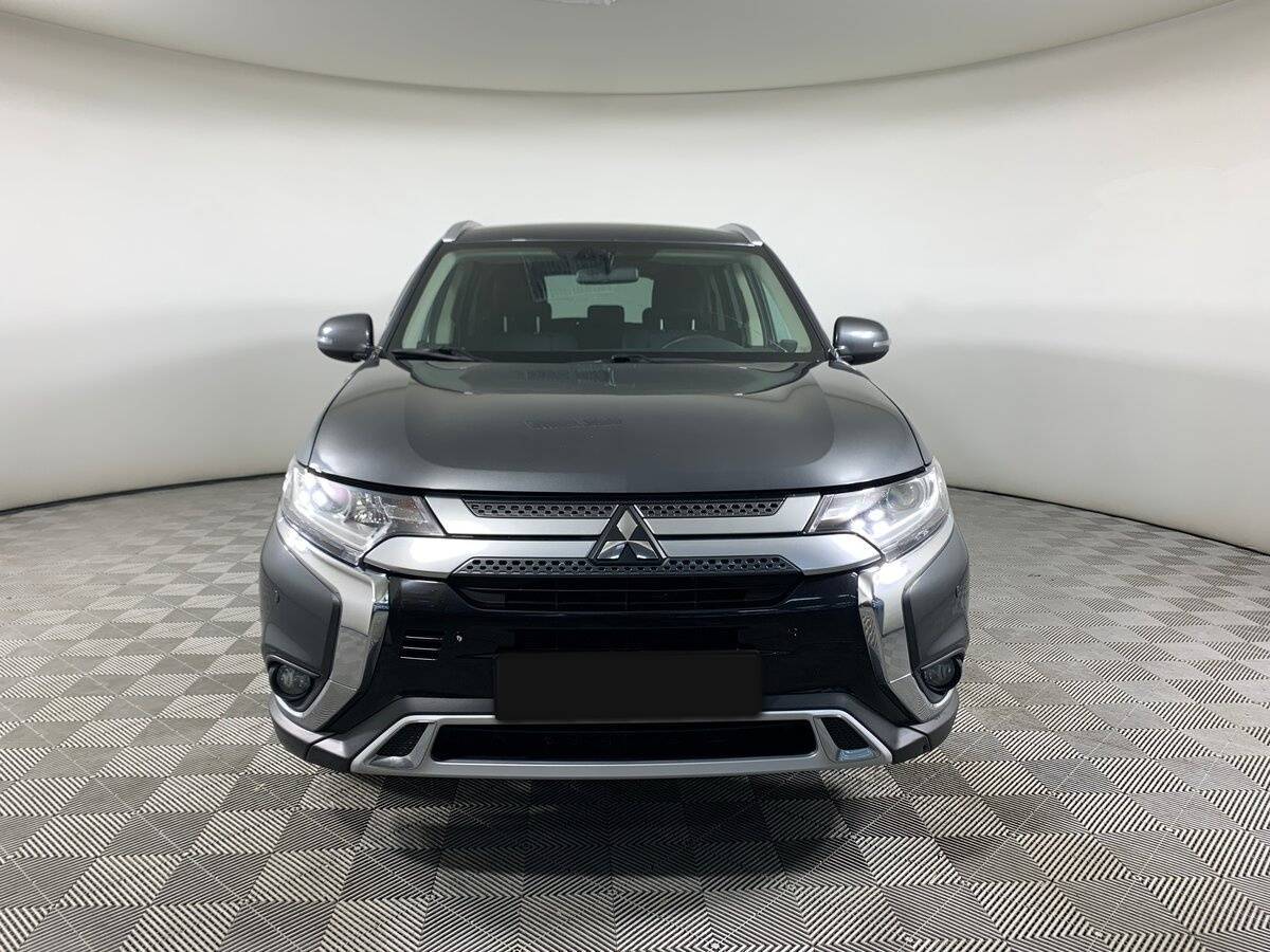 Mitsubishi Outlander б/у, 2019, Вариатор. Фото: #1