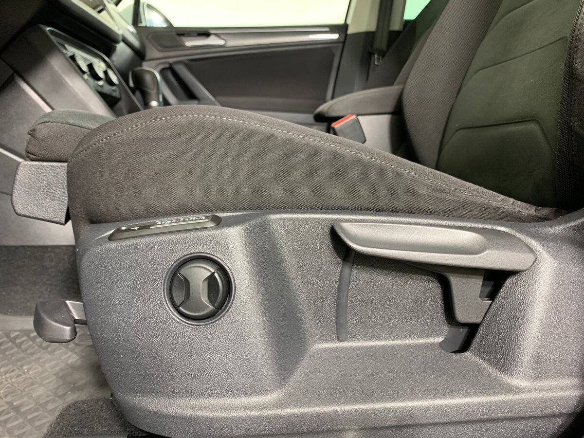 Volkswagen Tiguan б/у, 2019, Роботизированная. Фото: #16