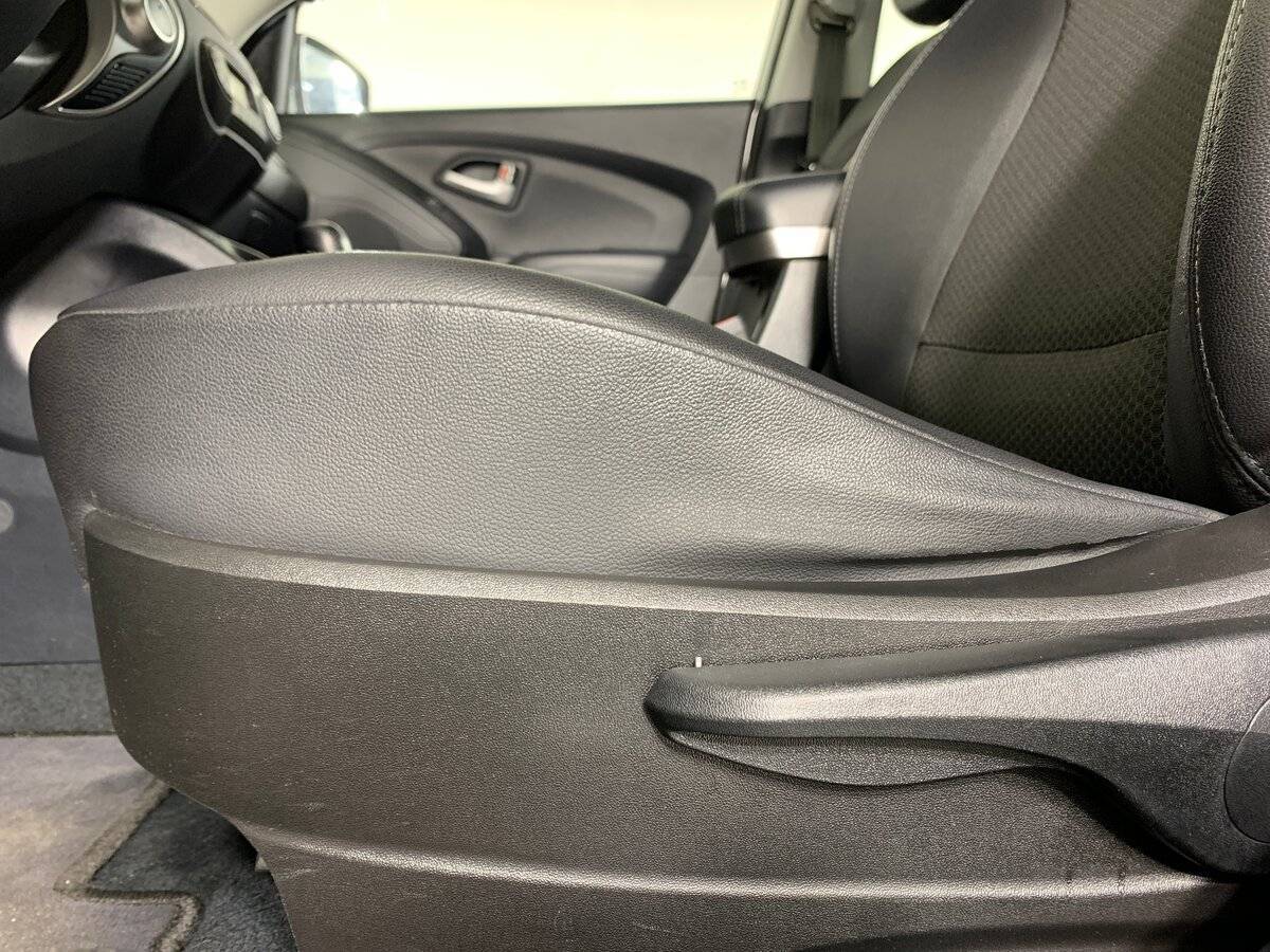 Hyundai ix35 б/у, 2012, Автоматическая. Фото: #15