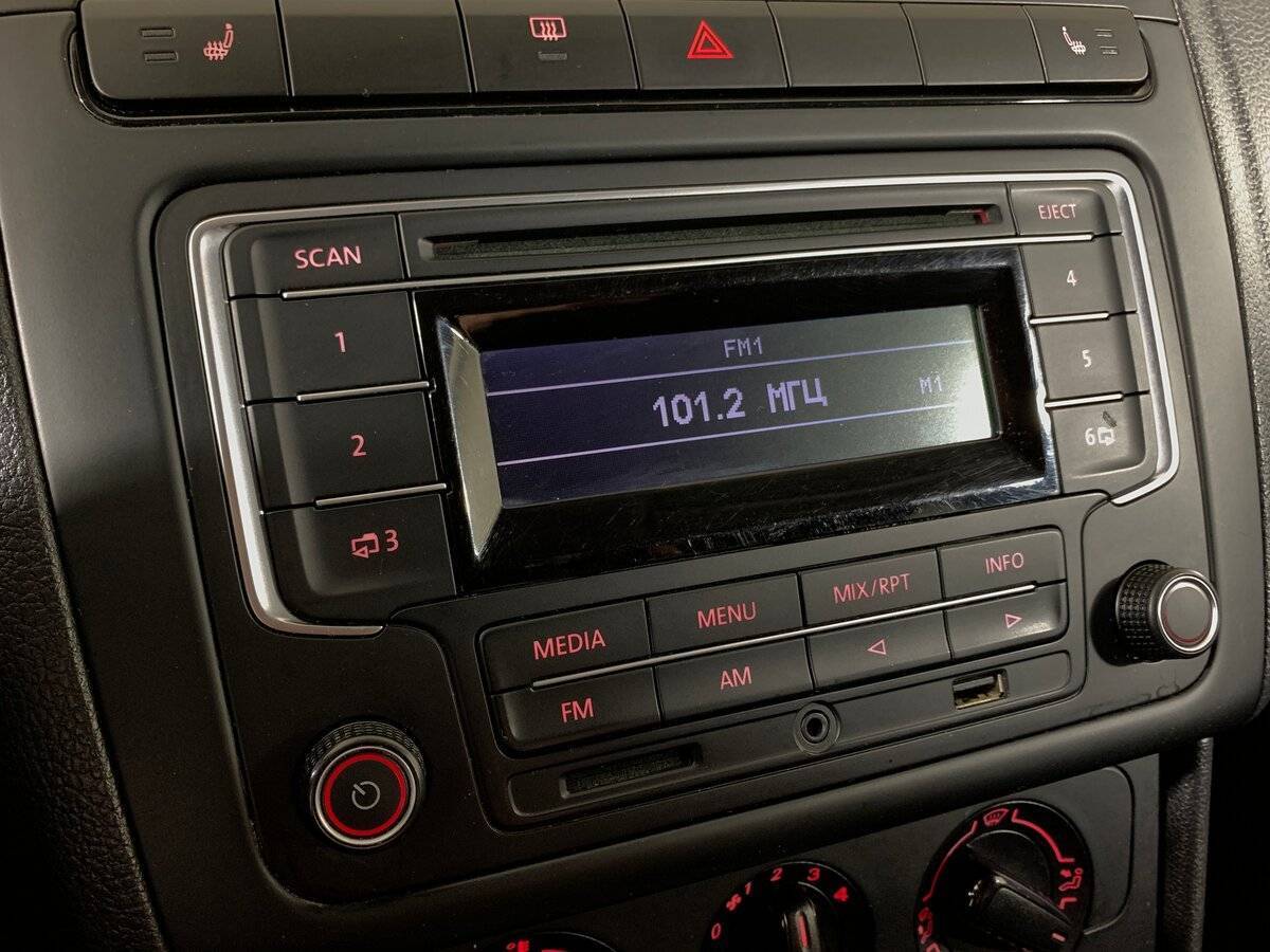 Volkswagen Polo б/у, 2014, Автоматическая. Фото: #14