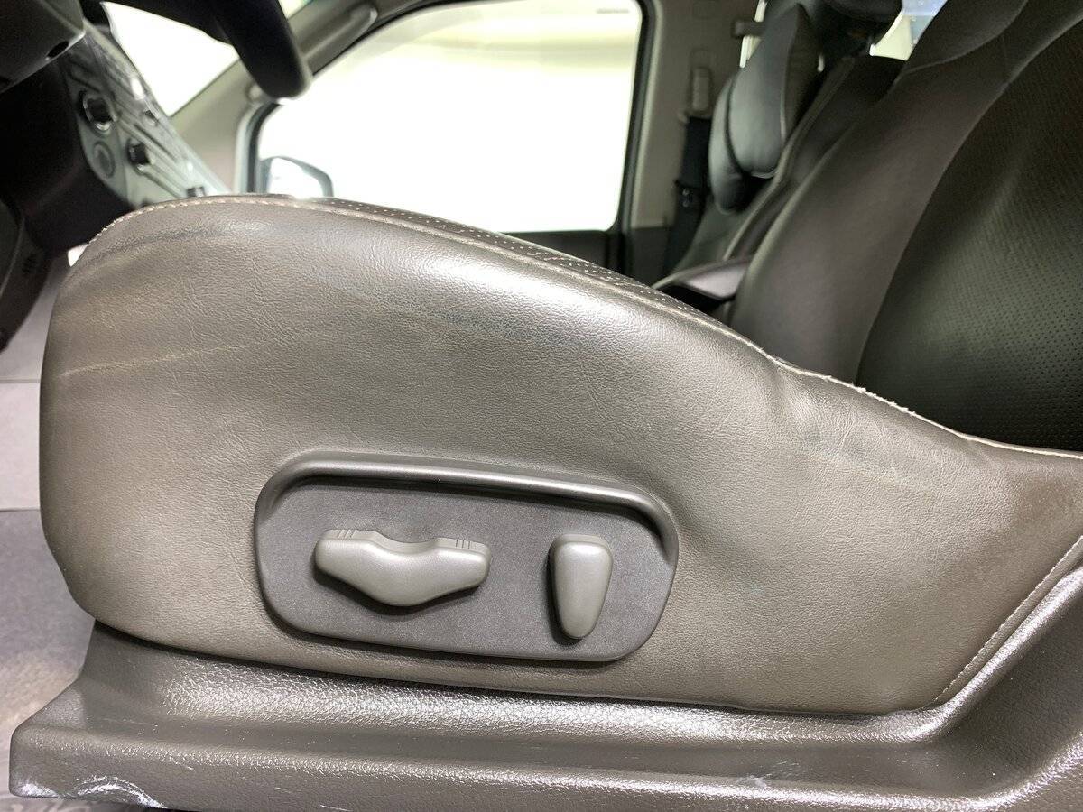 Nissan Pathfinder б/у, 2012, Автоматическая. Фото: #15