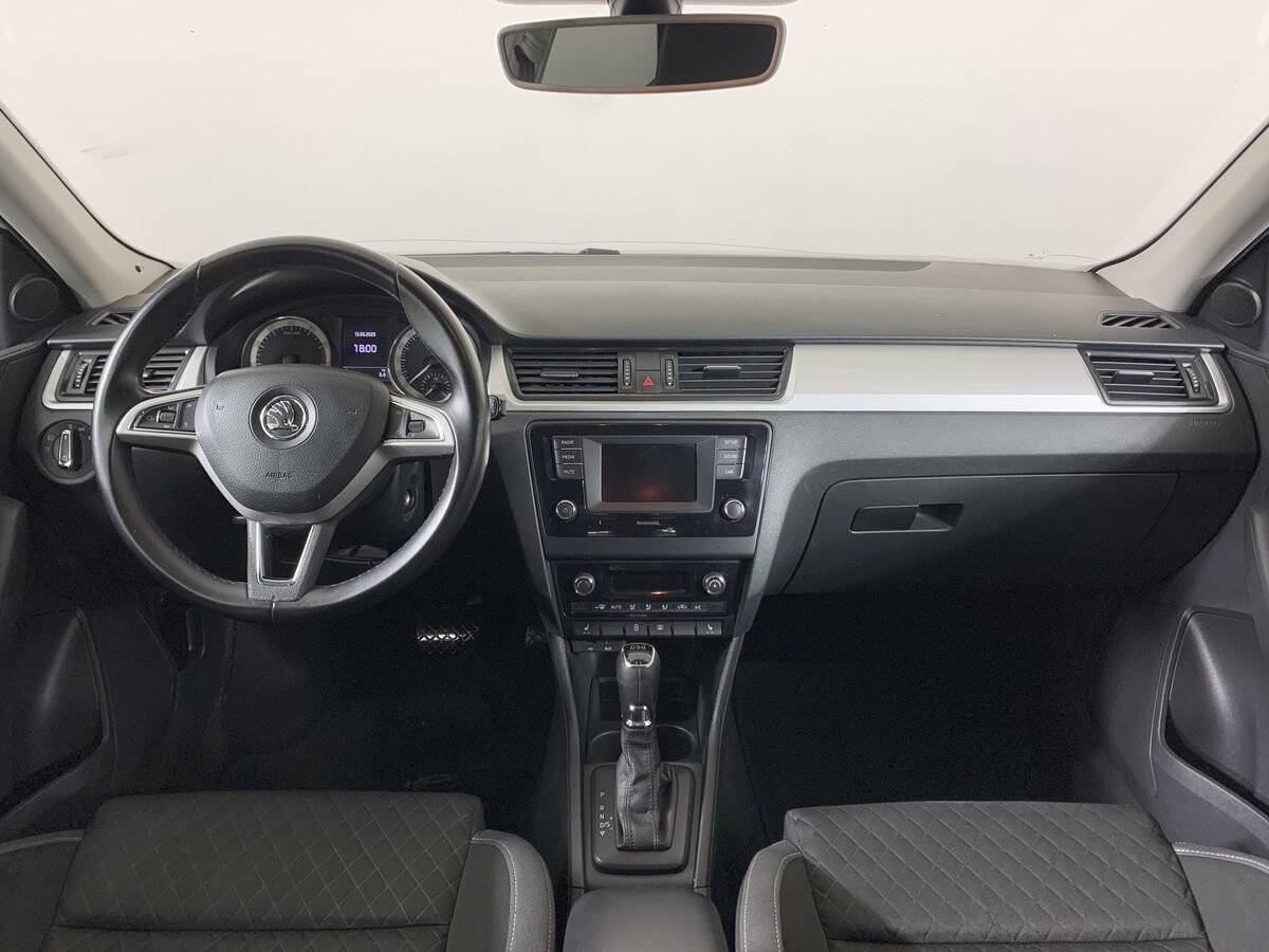 Skoda Rapid б/у, 2016, Роботизированная. Фото: #11