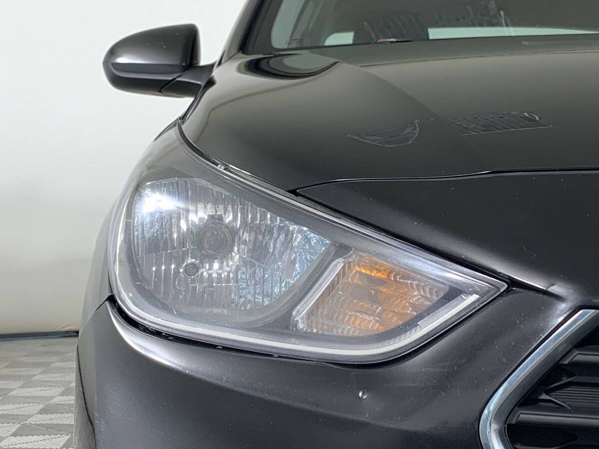 Hyundai Solaris б/у, 2017, Автоматическая. Фото: #9