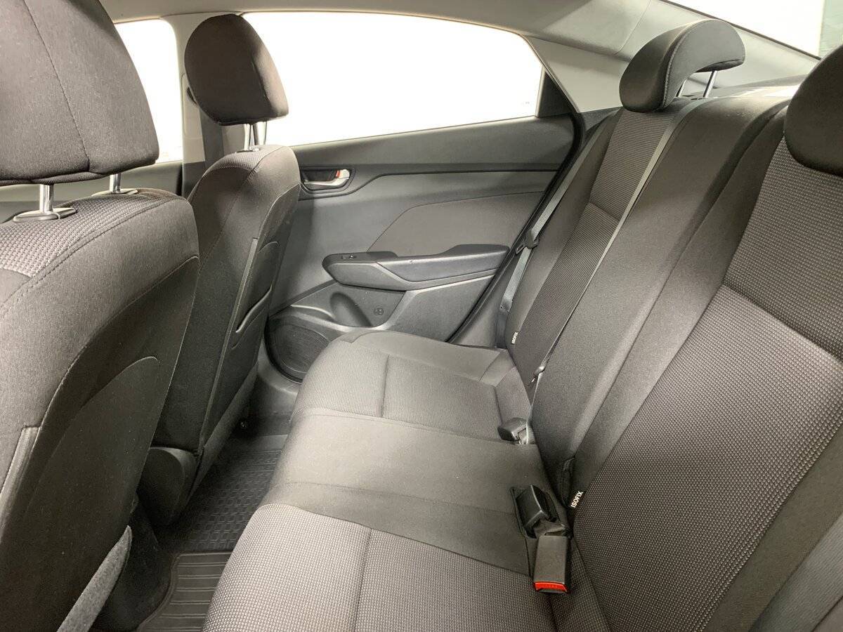 Hyundai Solaris б/у, 2017, Автоматическая. Фото: #17