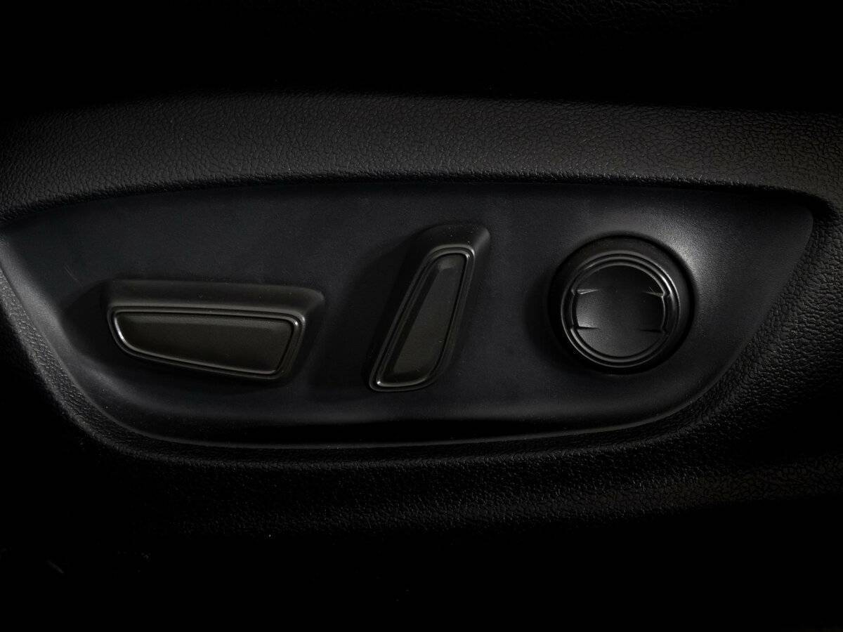 Toyota Camry б/у, 2019, Автоматическая. Фото: #17