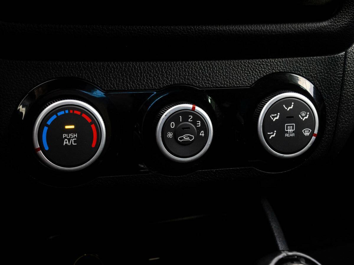 Kia Rio б/у, 2017, Автоматическая. Фото: #13