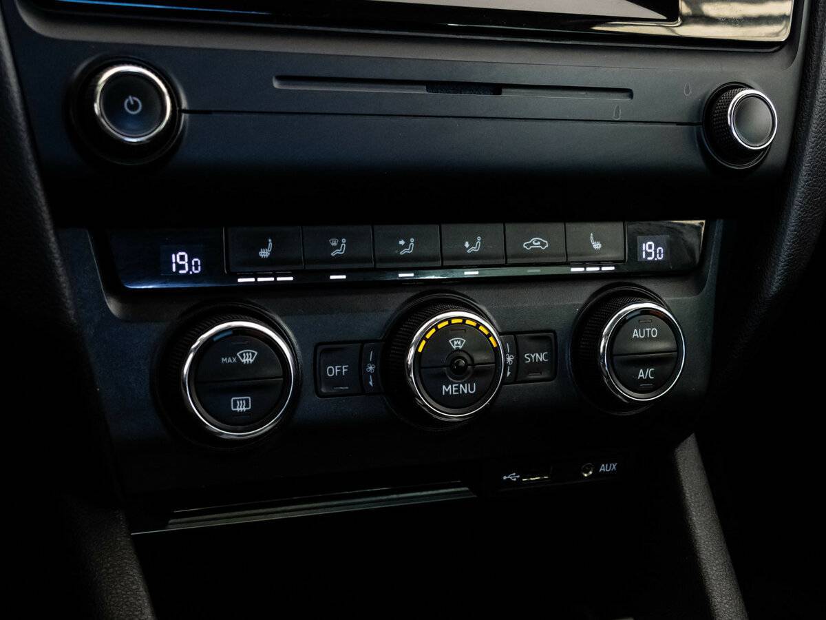 Шкода Октавия б/у, 2016, Роботизированная. Фото: #11