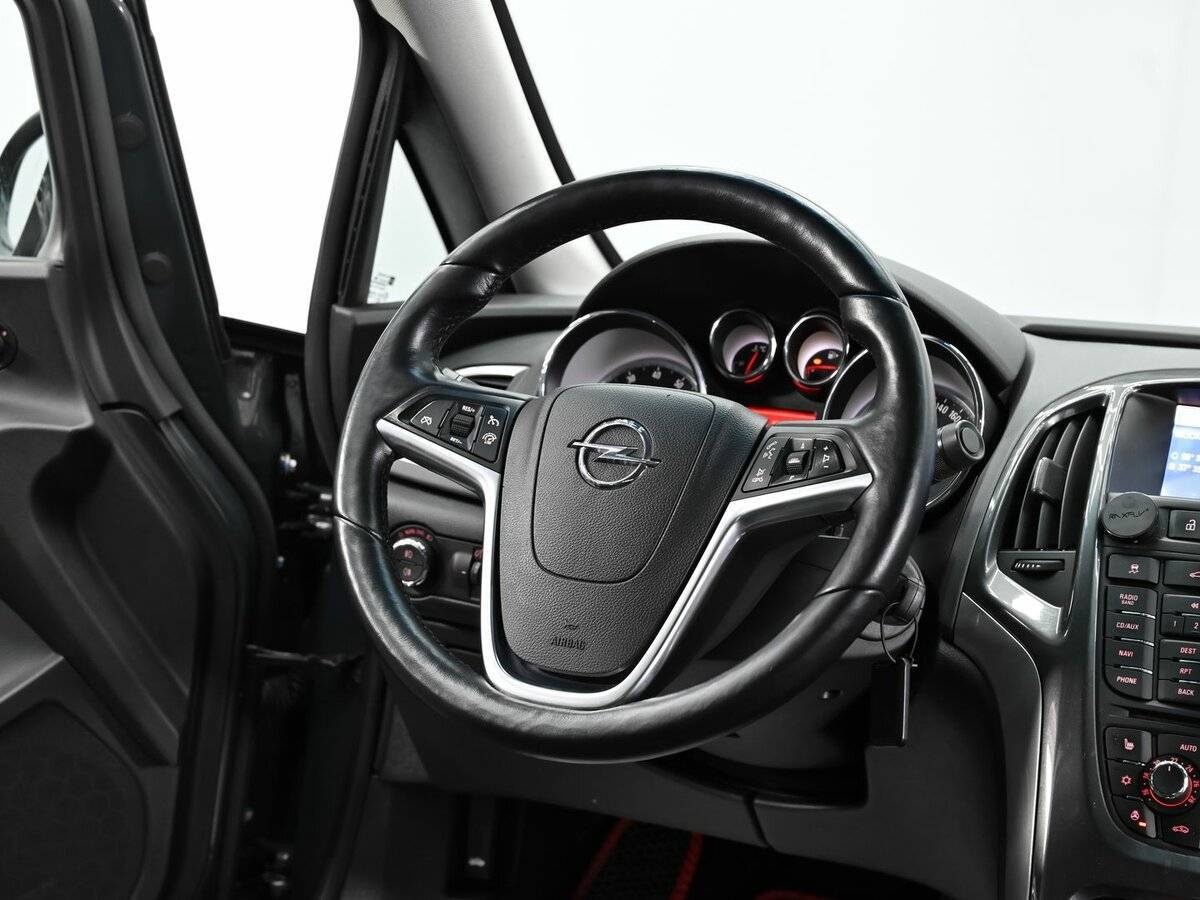 Опель Астра б/у, 2013, Автоматическая. Фото: #8