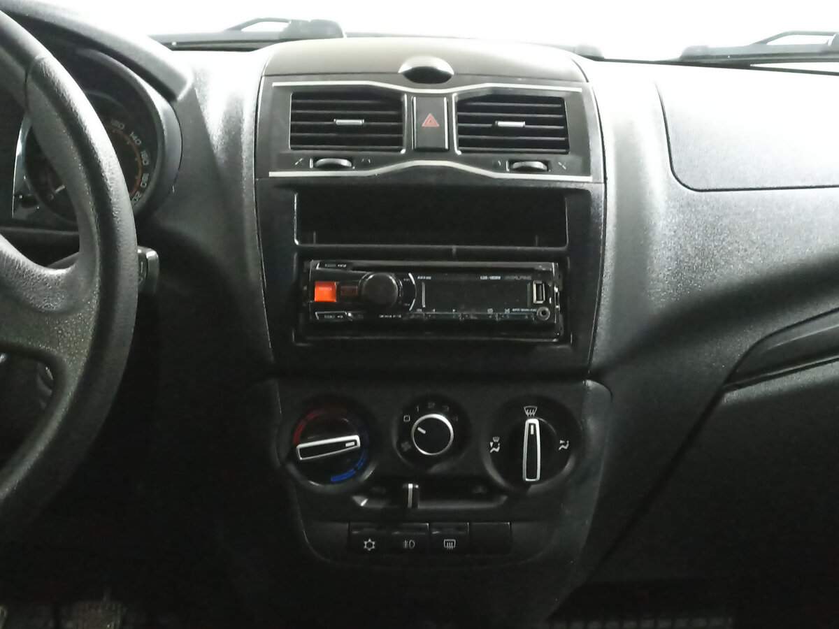 Lada (ВАЗ) Granta б/у, 2021, Механическая. Фото: #14