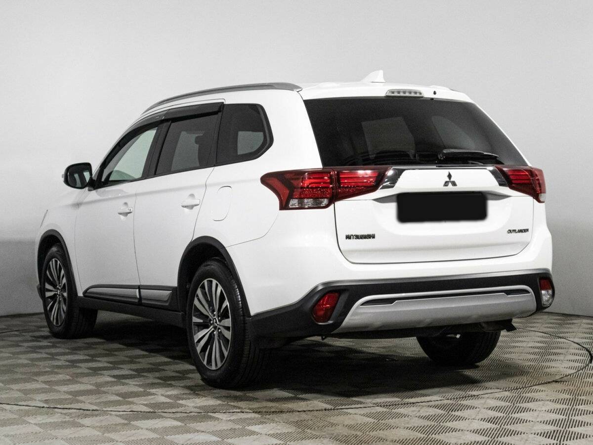 Mitsubishi Outlander б/у, 2018, Вариатор. Фото: #6