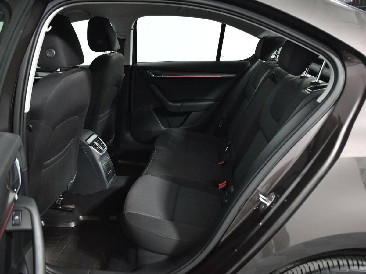 Skoda Octavia б/у, 2017, Роботизированная. Фото: #10