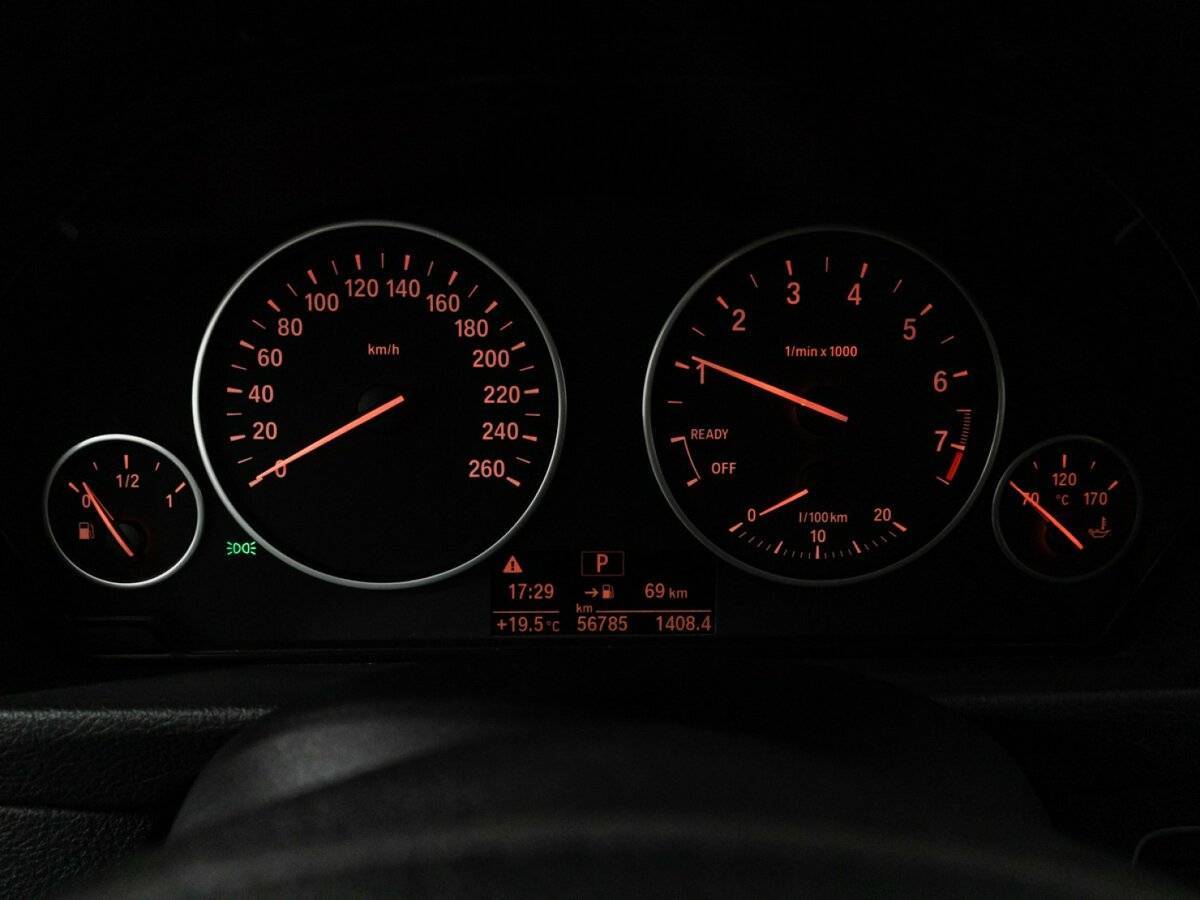 BMW 3 серии б/у, 2017, Автоматическая. Фото: #11