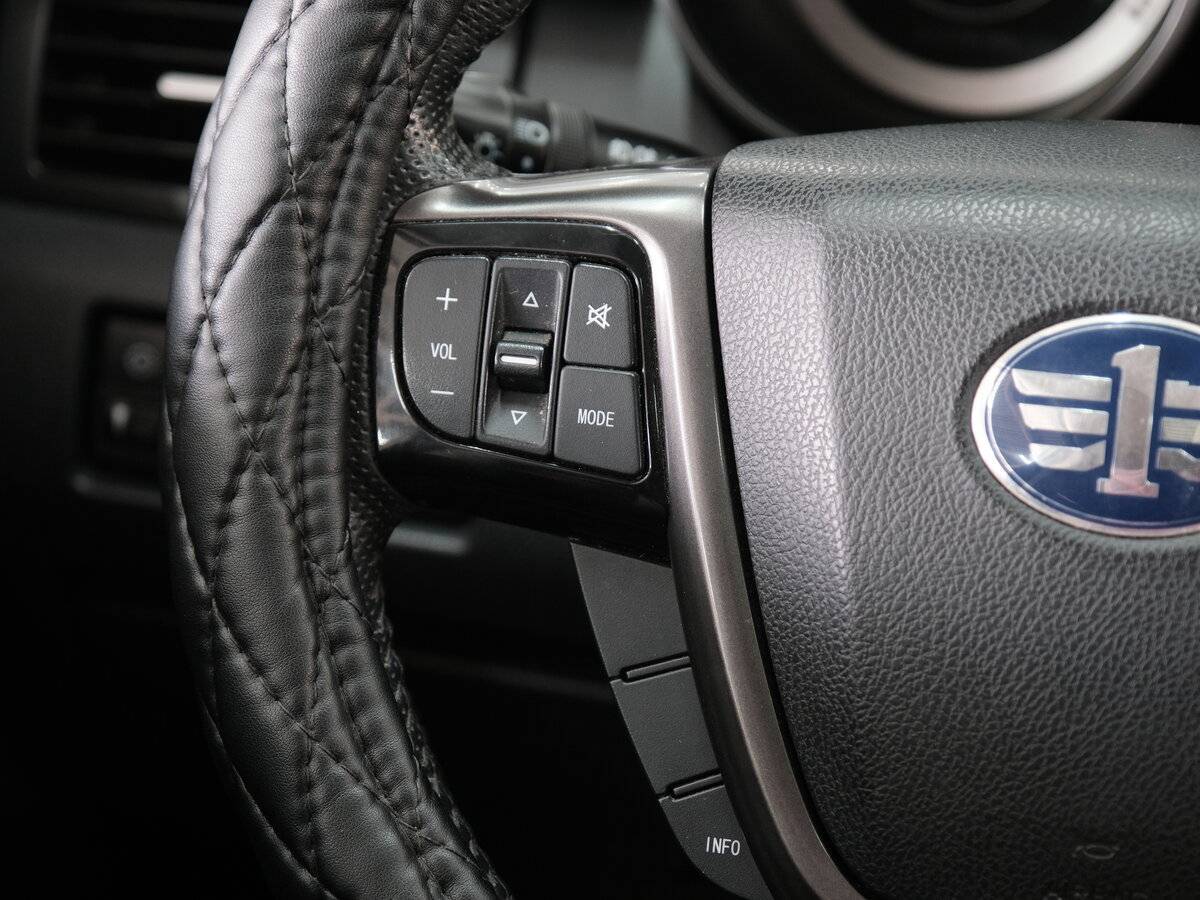 FAW Besturn X80 б/у, 2017, Автоматическая. Фото: #10