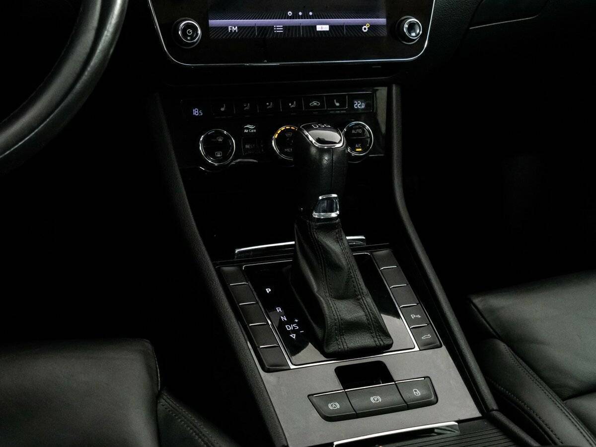 Skoda Superb б/у, 2017, Роботизированная. Фото: #13