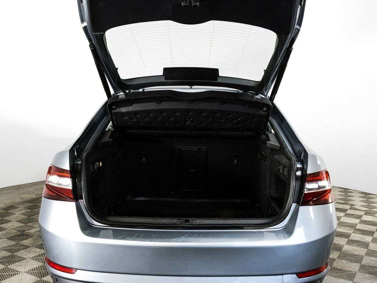 Skoda Superb б/у, 2017, Роботизированная. Фото: #23