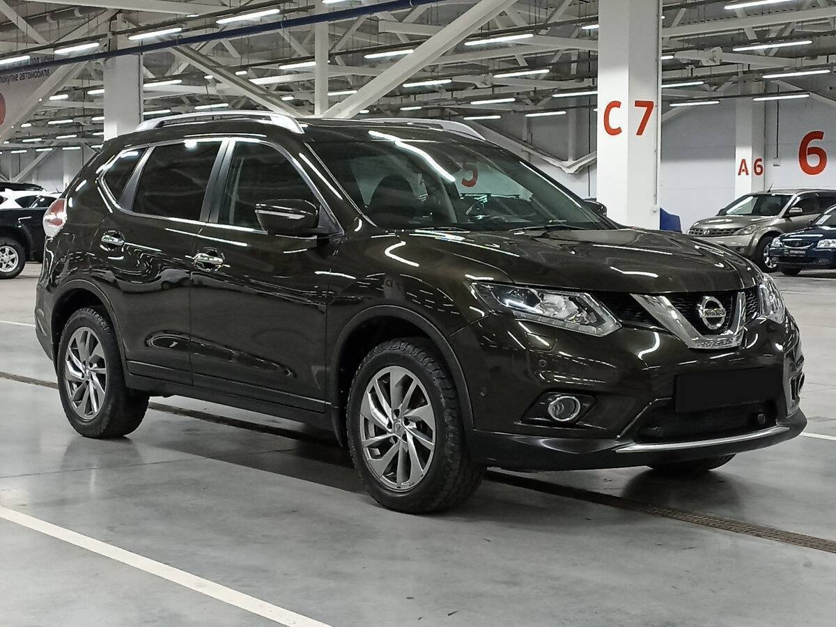 Nissan X-Trail б/у, 2015, Механическая. Фото: #2