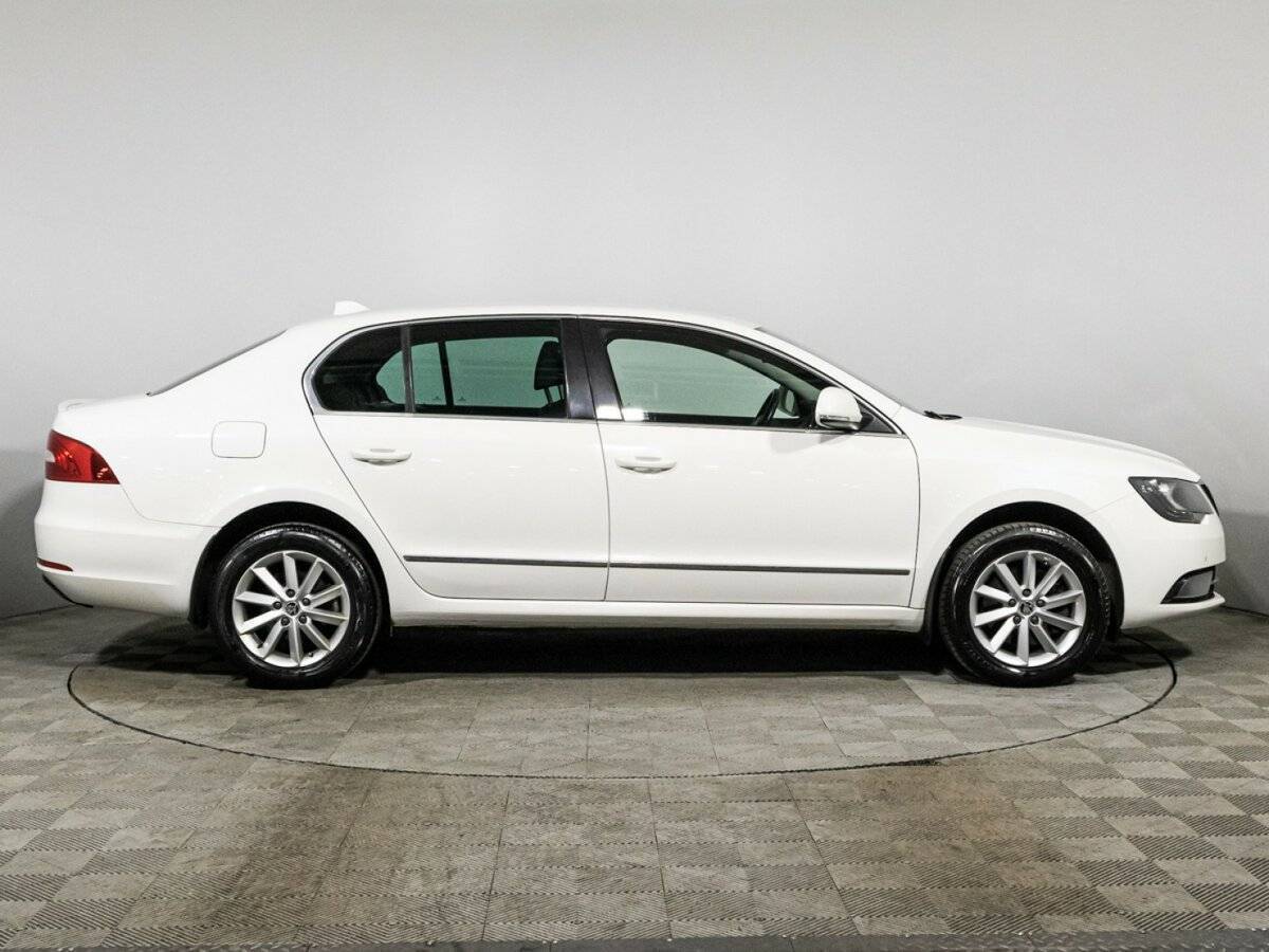 Шкода Суперб б/у, 2013, Роботизированная. Фото: #3