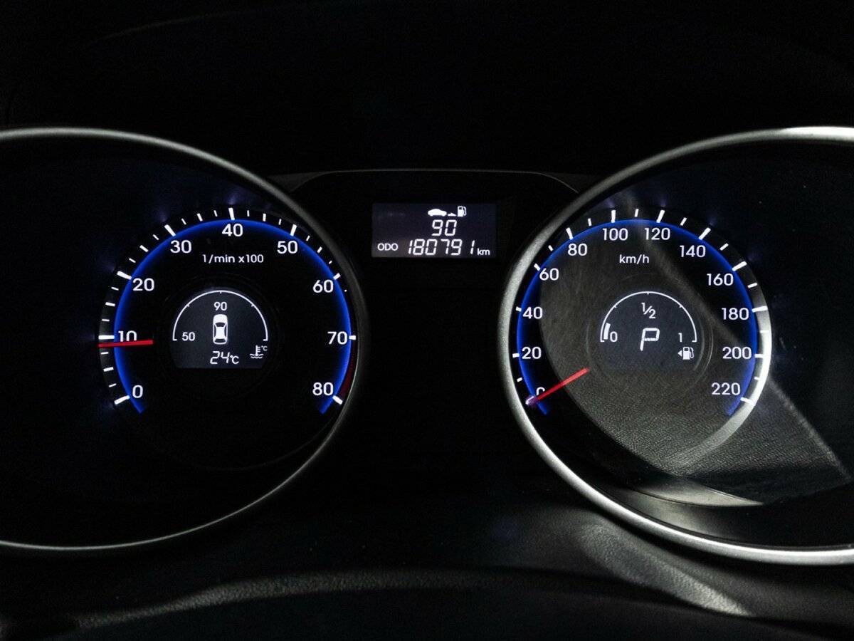 Hyundai ix35 б/у, 2013, Автоматическая. Фото: #11