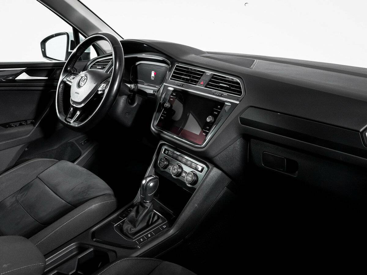 Фольксваген Тигуан б/у, 2019, Роботизированная. Фото: #8