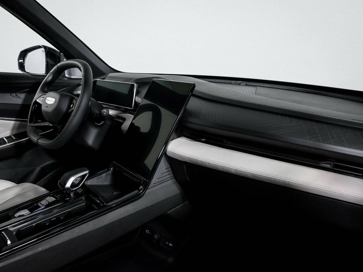 Geely Atlas б/у, 2023, Роботизированная. Фото: #8