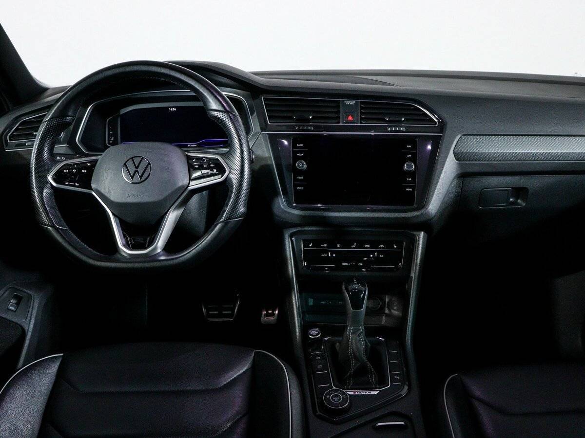 Volkswagen Tiguan б/у, 2021, Роботизированная. Фото: #11