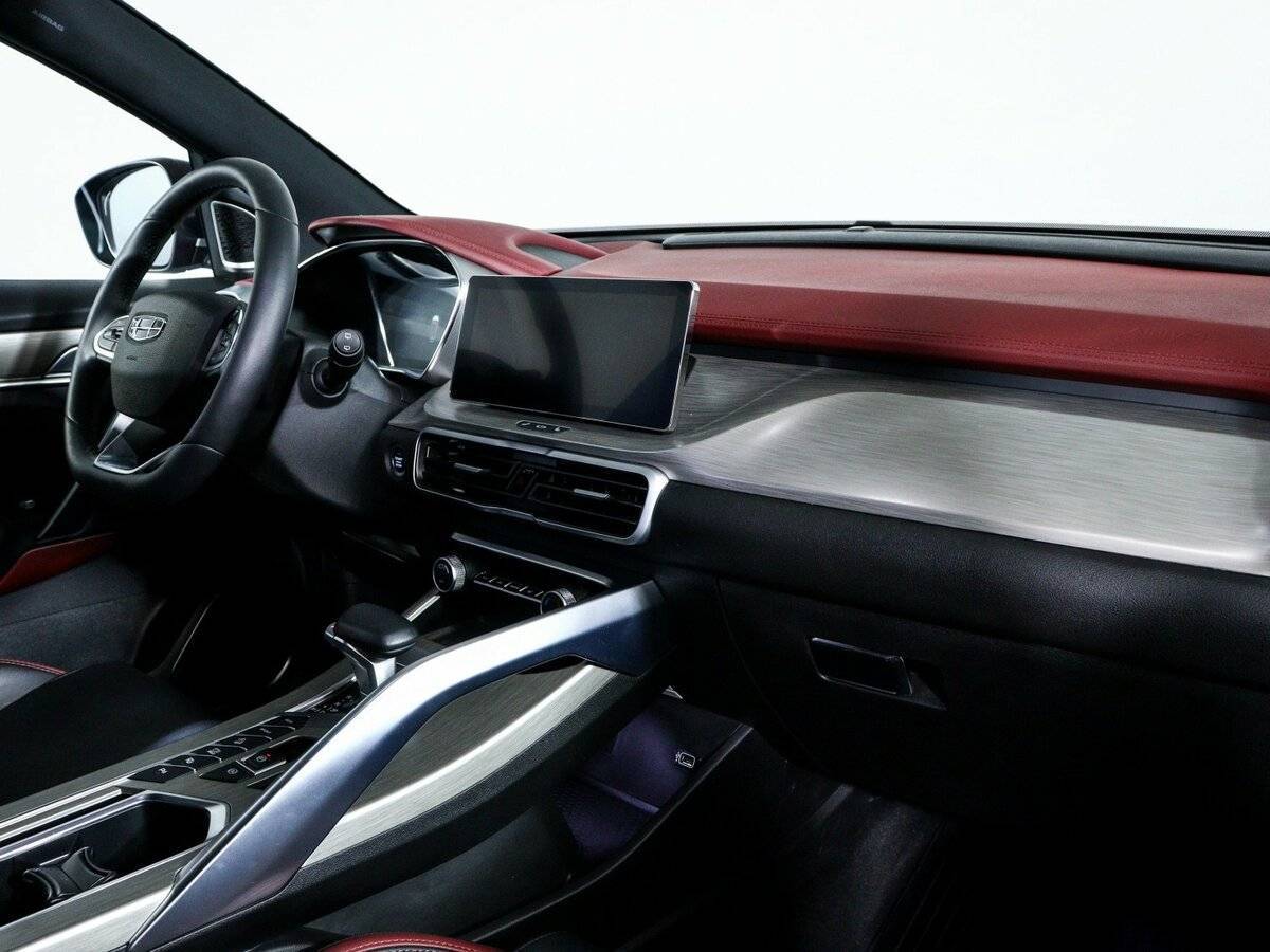 Geely Coolray б/у, 2024, Роботизированная. Фото: #7