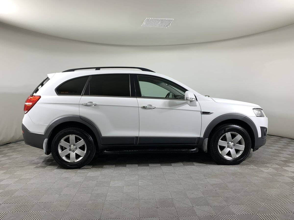 Chevrolet Captiva б/у, 2014, Автоматическая. Фото: #3