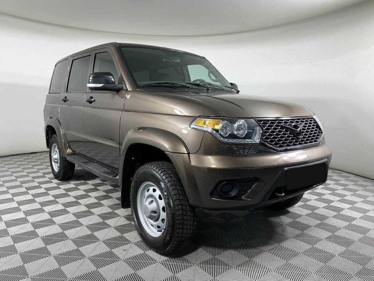 УАЗ Patriot б/у, 2023, Механическая. Фото: #2