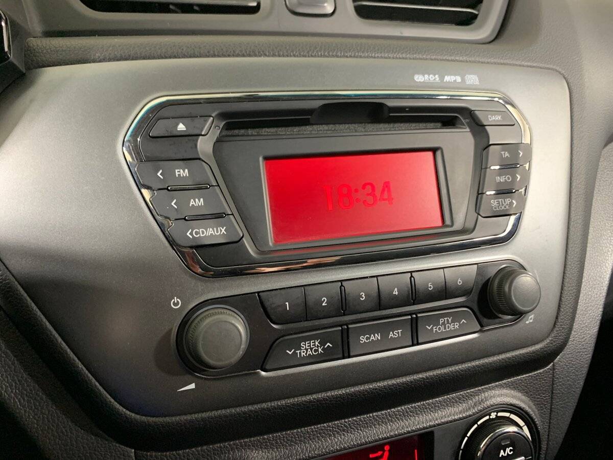 Kia Rio б/у, 2013, Механическая. Фото: #14