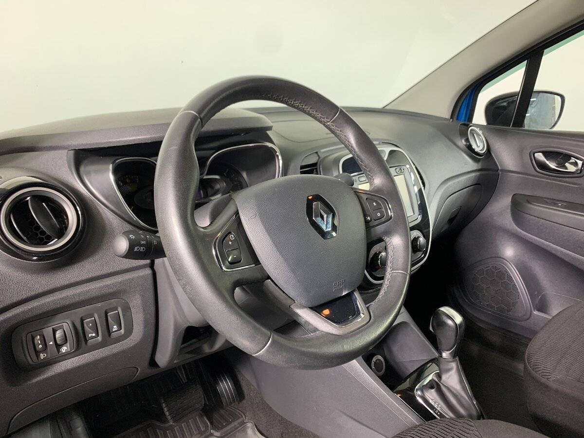 Renault Kaptur б/у, 2016, Автоматическая. Фото: #10