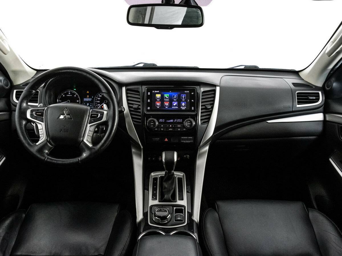 Mitsubishi Pajero Sport б/у, 2018, Автоматическая. Фото: #9