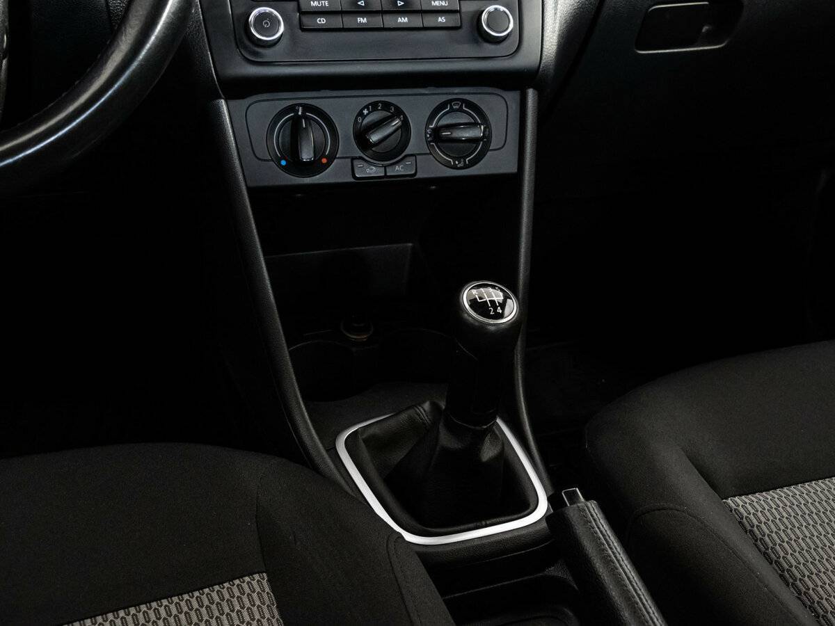 Фольксваген Поло б/у, 2012, Механическая. Фото: #11