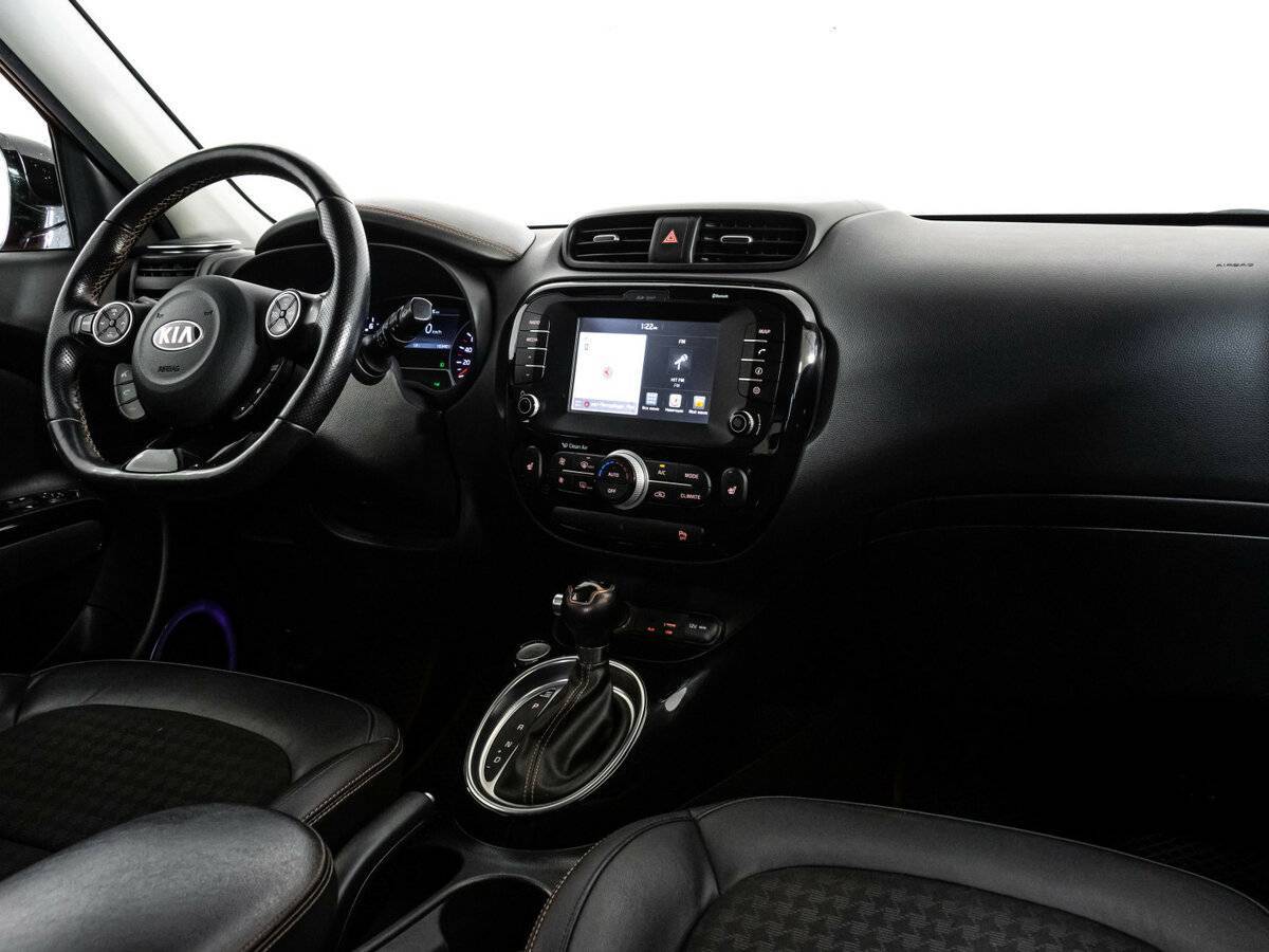 Kia Soul б/у, 2016, Роботизированная. Фото: #8