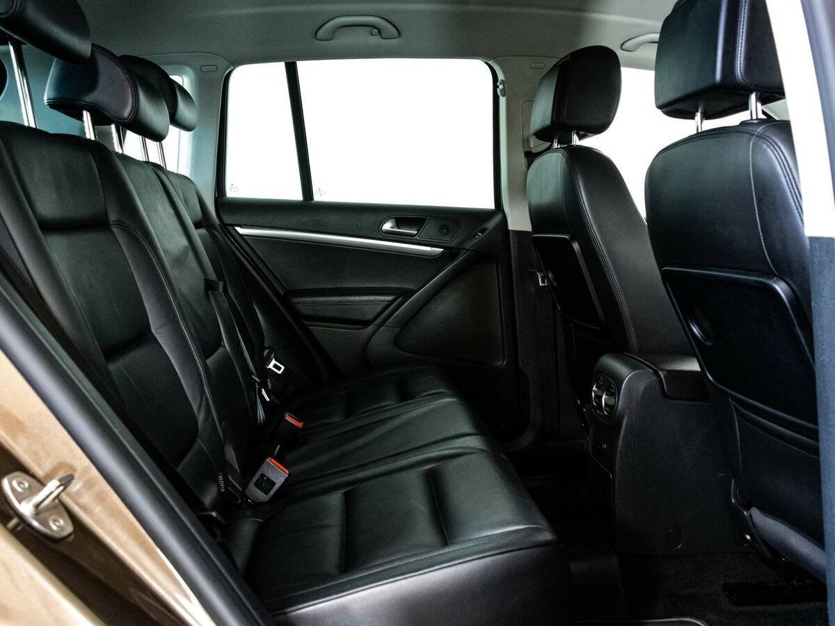 Volkswagen Tiguan б/у, 2014, Автоматическая. Фото: #14