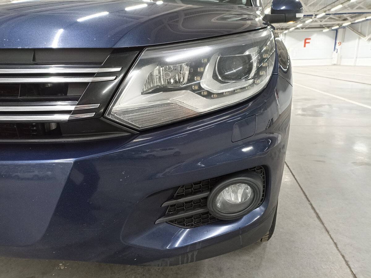 Volkswagen Tiguan б/у, 2016, Автоматическая. Фото: #16