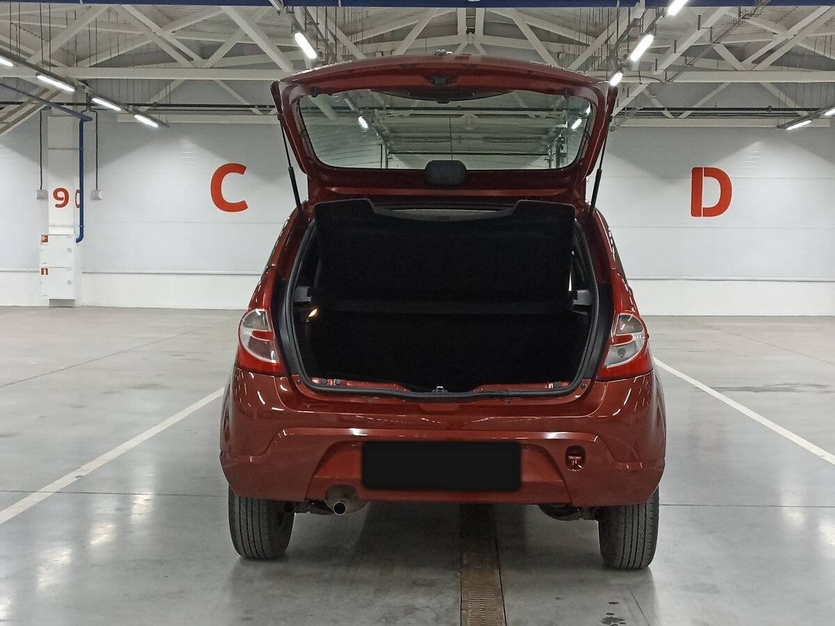 Renault Sandero б/у, 2013, Механическая. Фото: #9