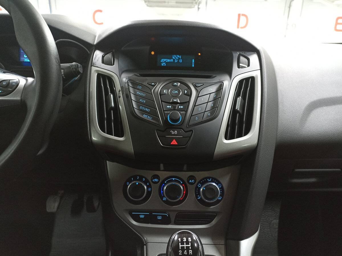 Ford Focus б/у, 2012, Механическая. Фото: #14