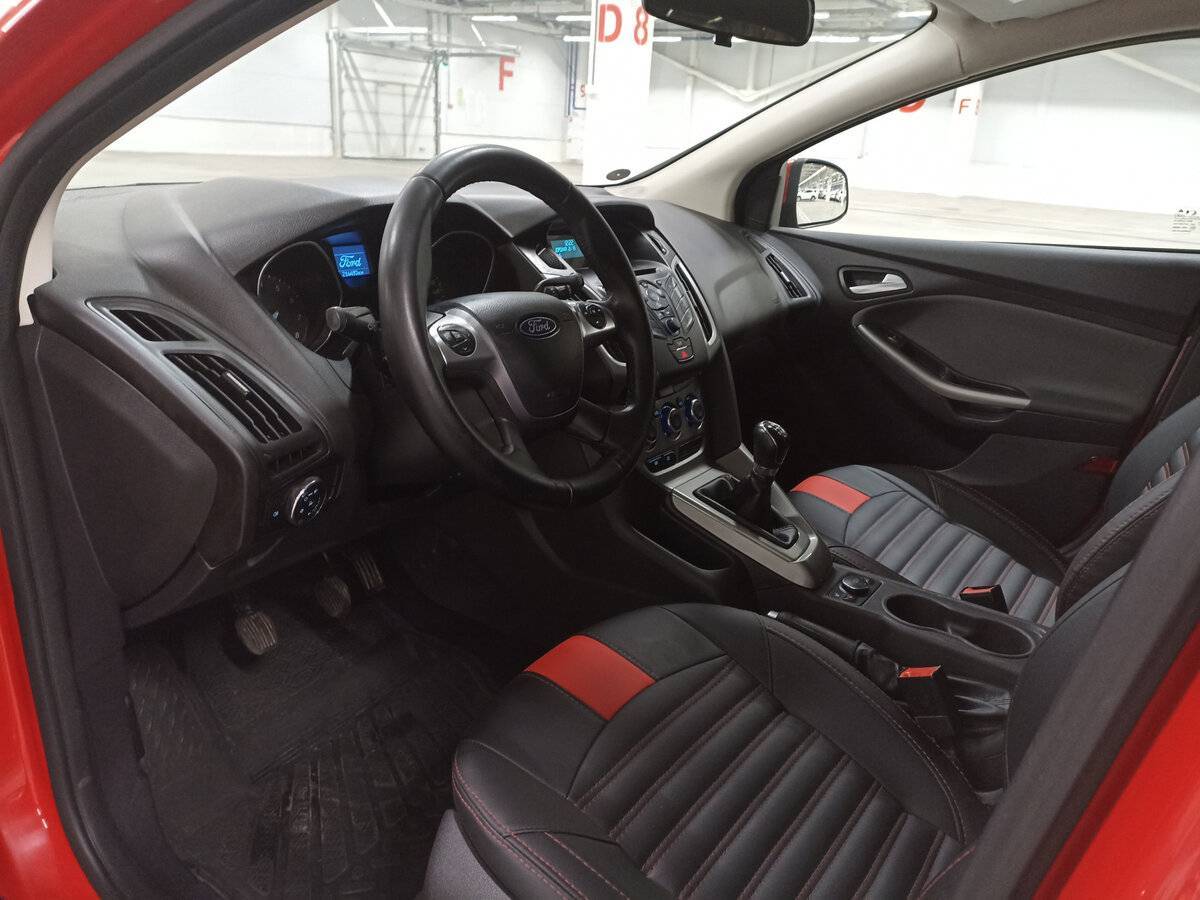 Ford Focus б/у, 2012, Механическая. Фото: #15