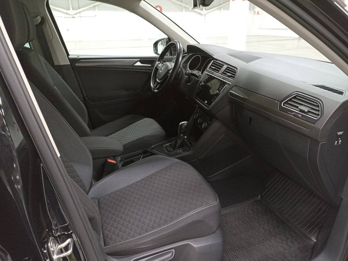 Volkswagen Tiguan б/у, 2018, Роботизированная. Фото: #10