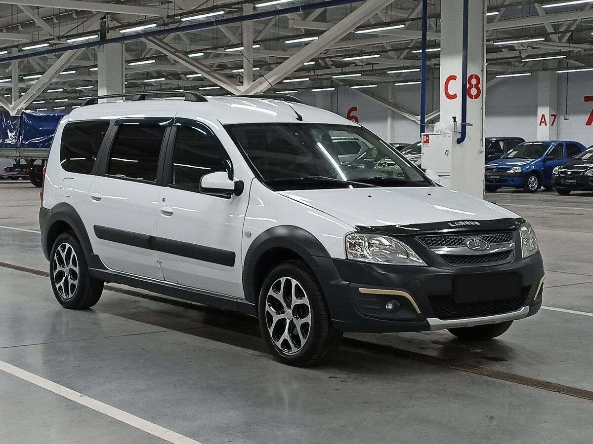 Lada (ВАЗ) Largus б/у, 2017, Механическая. Фото: #2