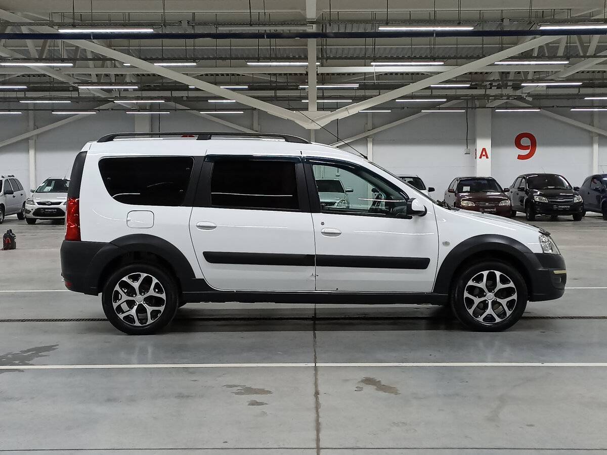 Lada (ВАЗ) Largus б/у, 2017, Механическая. Фото: #3